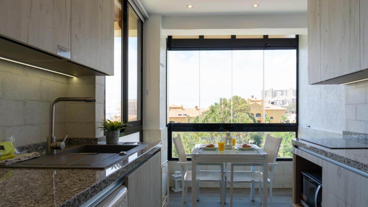Apartment Aloha Playa Malaga Бенальмадена Екстер'єр фото
